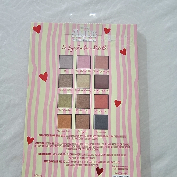 Disney Alice in Wonderland Eyeshadow Palette - Picture 2 of 3